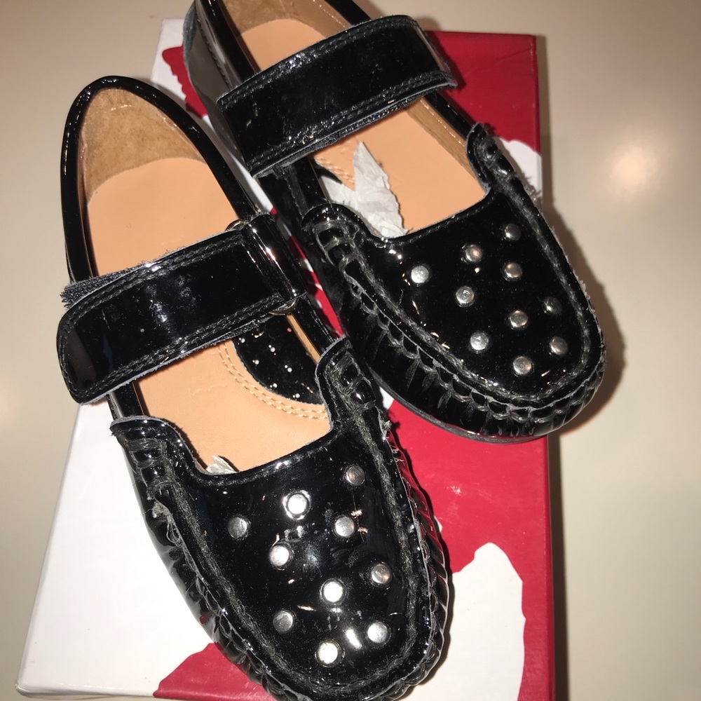 Little girls back patent Mary Jane loafer size 25